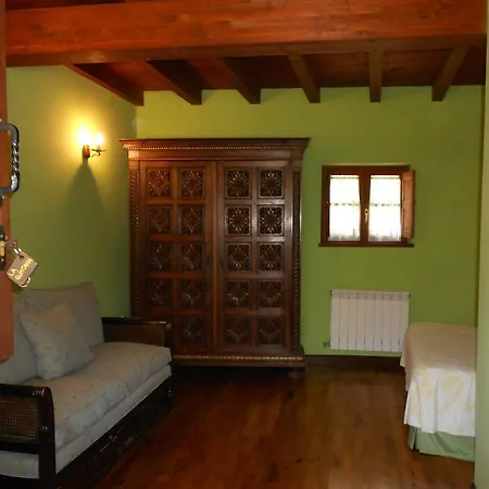 La Gloria Del Sueve Guest house *